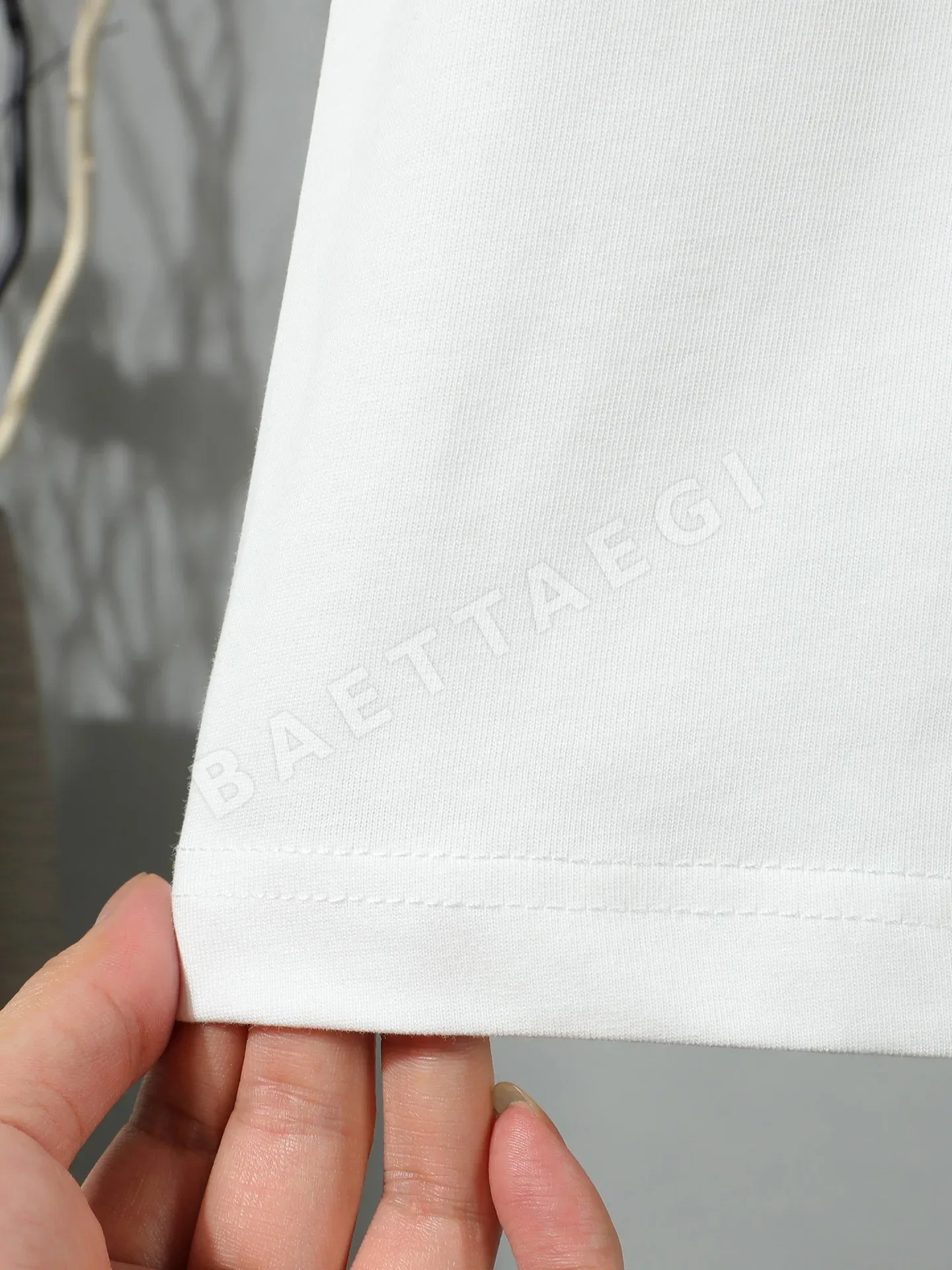 구찌 여성 코튼 반팔 티셔츠 상세 이미지 10