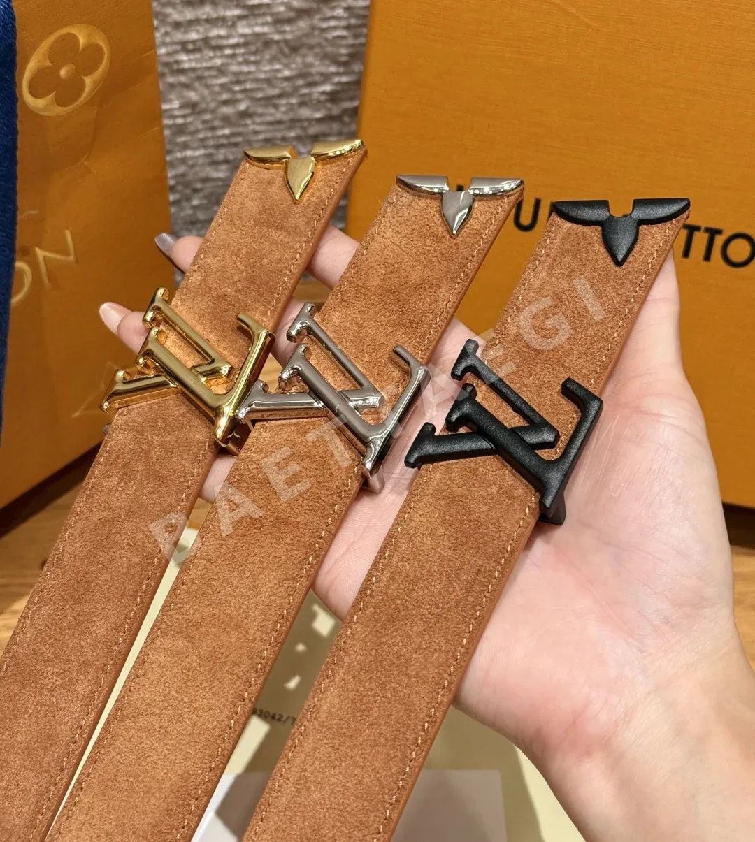루이비통 프리티 30mm 리버시블 가죽 벨트 상세 이미지 2