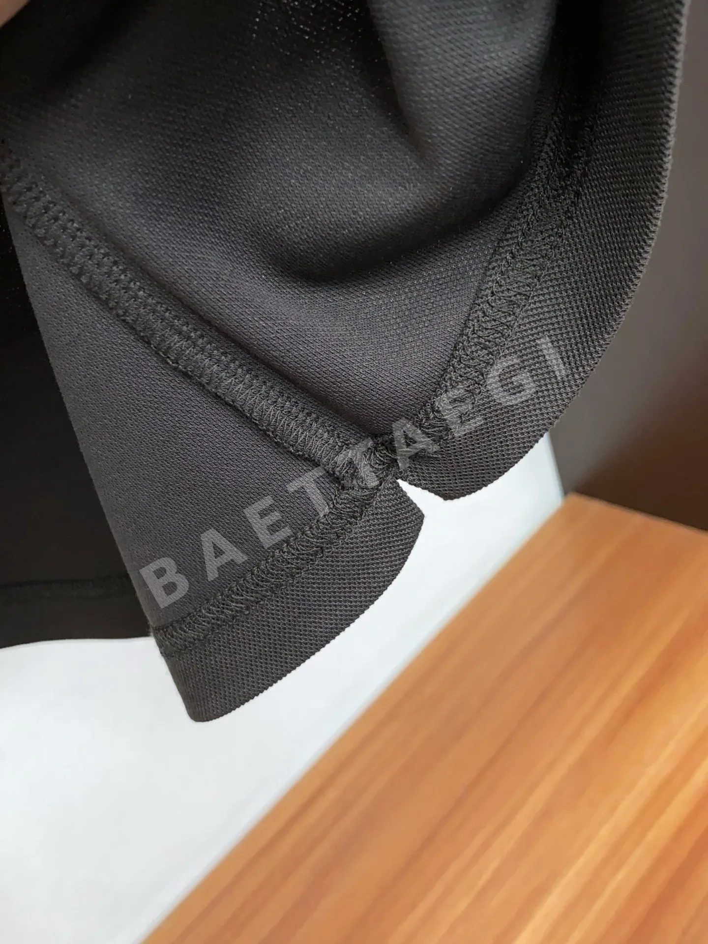 로로피아나 맞춤 립 텐셀 피케 남성 반팔 티셔츠 상세 이미지 6
