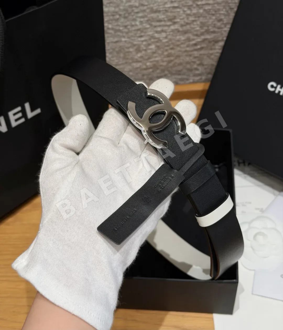 샤넬 리버시블 카프스킨 더블 C 버클 벨트 상세 이미지 8