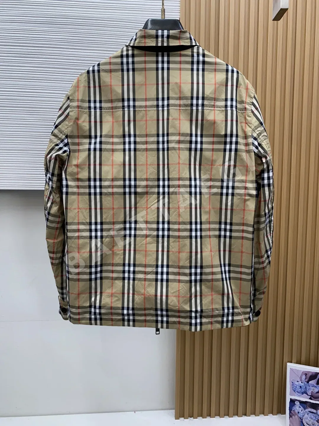 버버리 양면 라펠 남성 자켓 상세 이미지 9