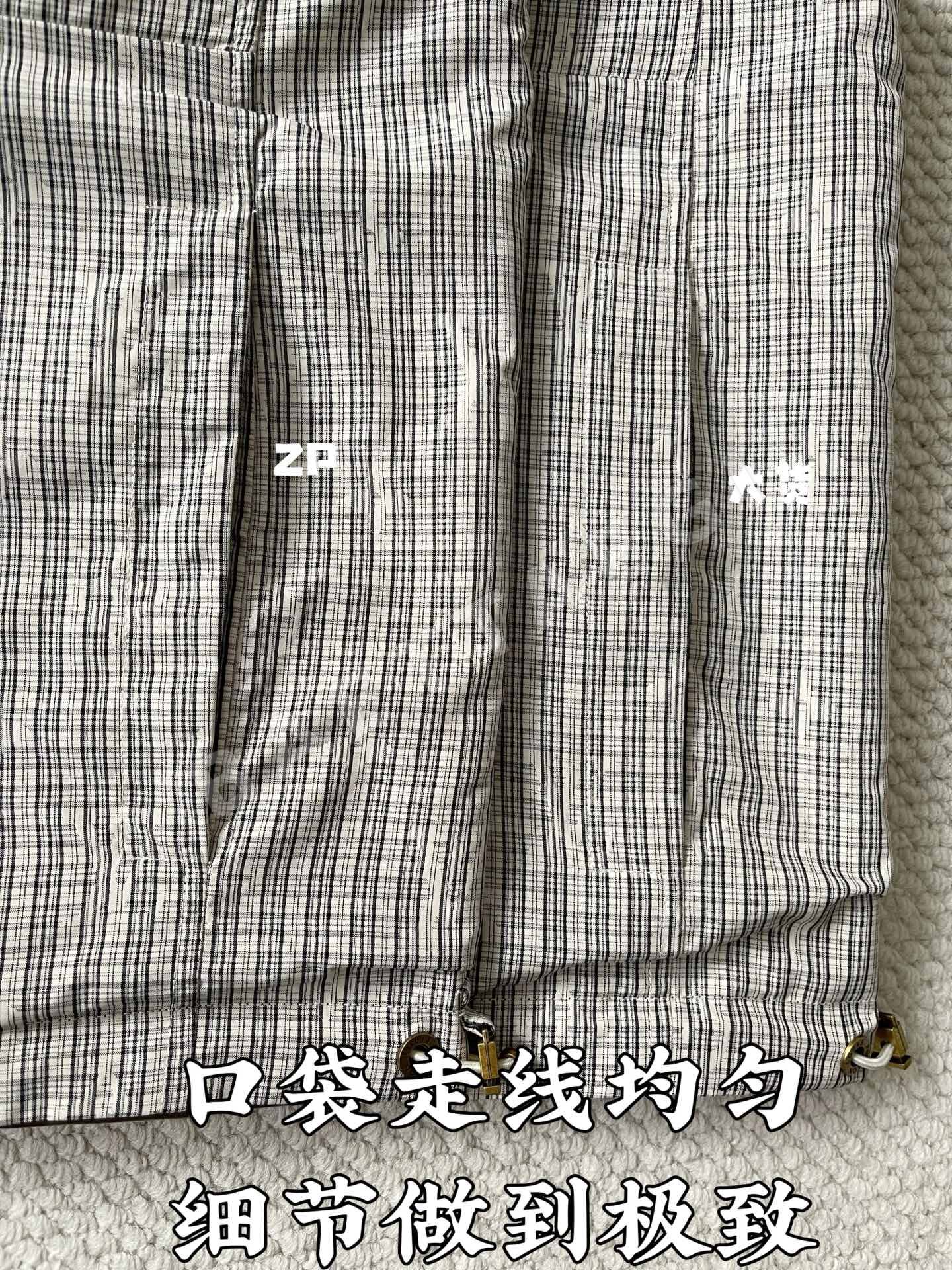 루이비통 리버시블 후드 조끼 상세 이미지 7