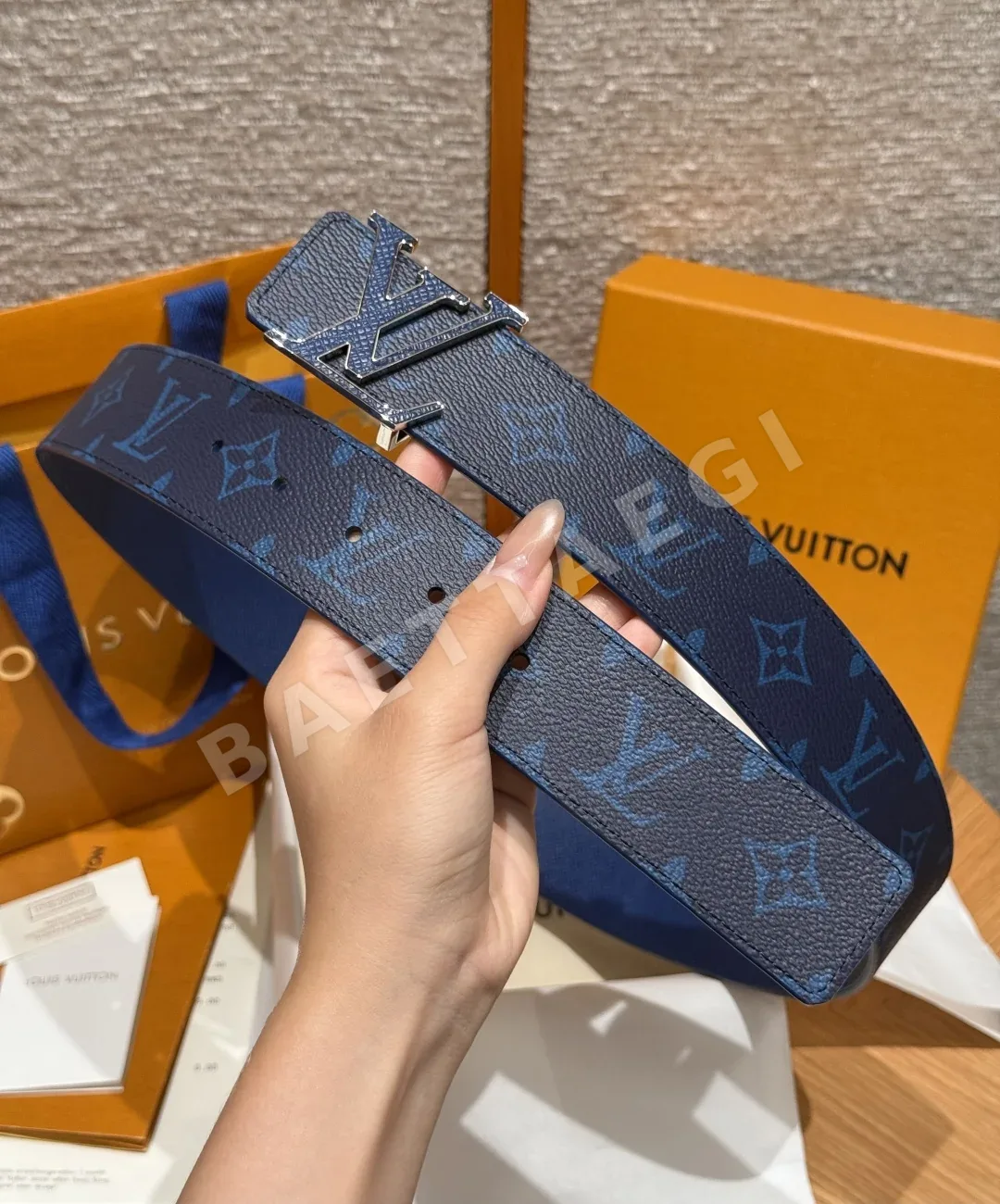 루이비통 디멘션 드리프트 40mm 리버시블 벨트 상세 이미지 6