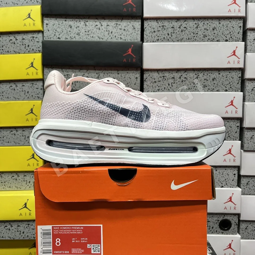 나이키 [CG] 보메로 프리미엄 HM5973-606 202001 Nike Vomero Premium Pearl Pink Midnight Navy