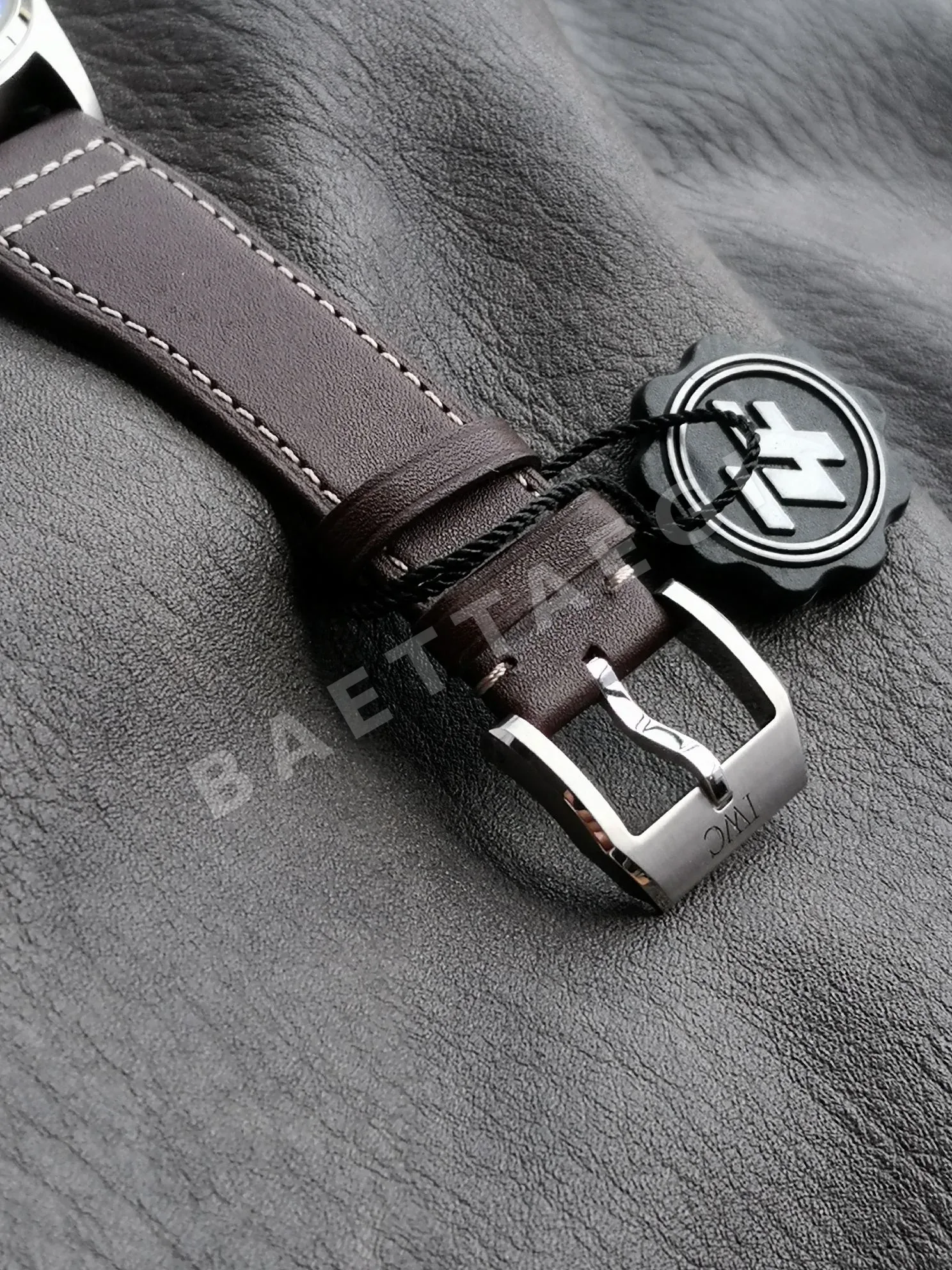 IWC 파일럿 그린 다이얼 자동 시계 IW328205 상세 이미지 7