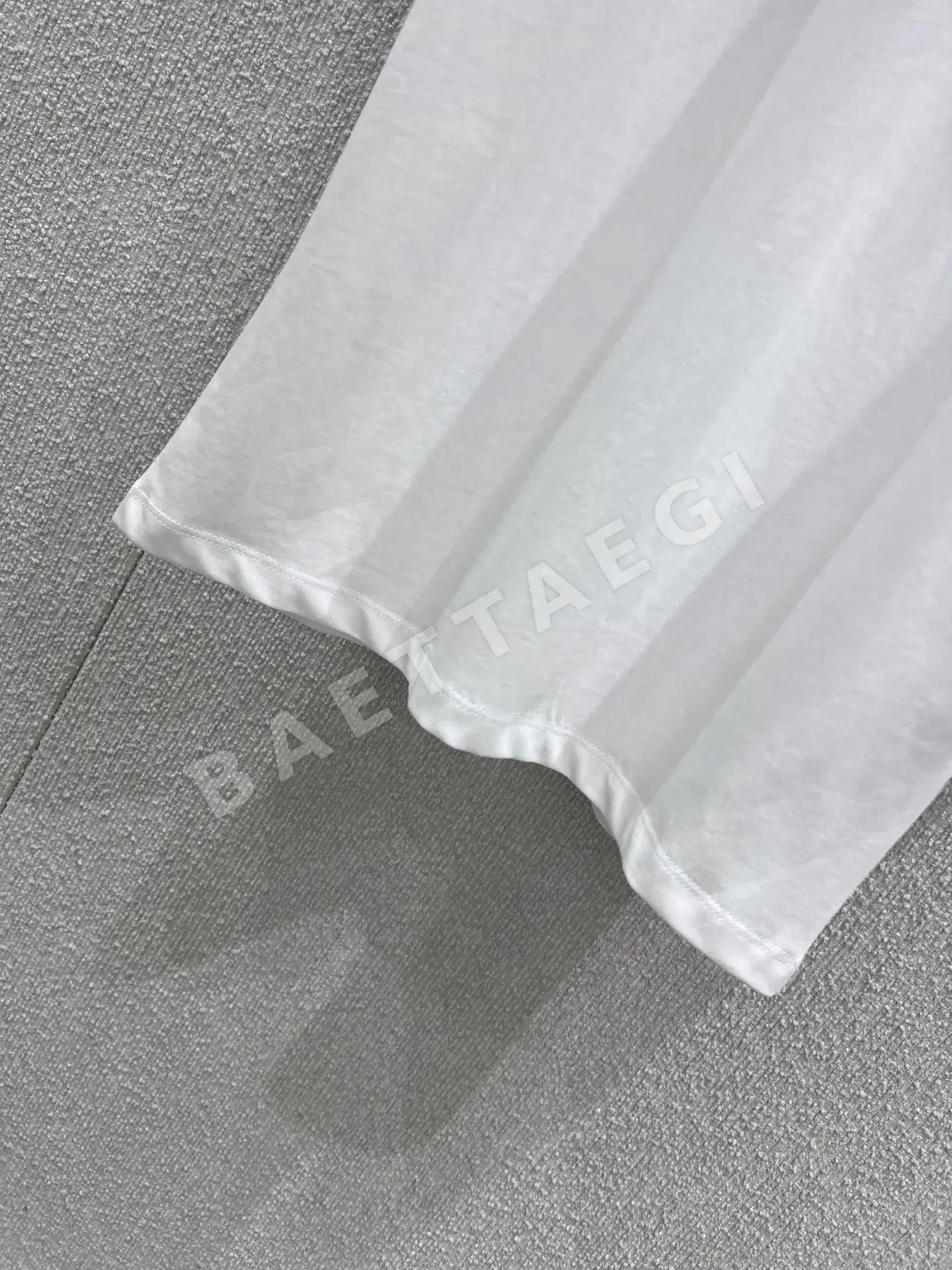 구찌 여성 어린이용 프린트 크루넥 반팔 티셔츠 상세 이미지 7