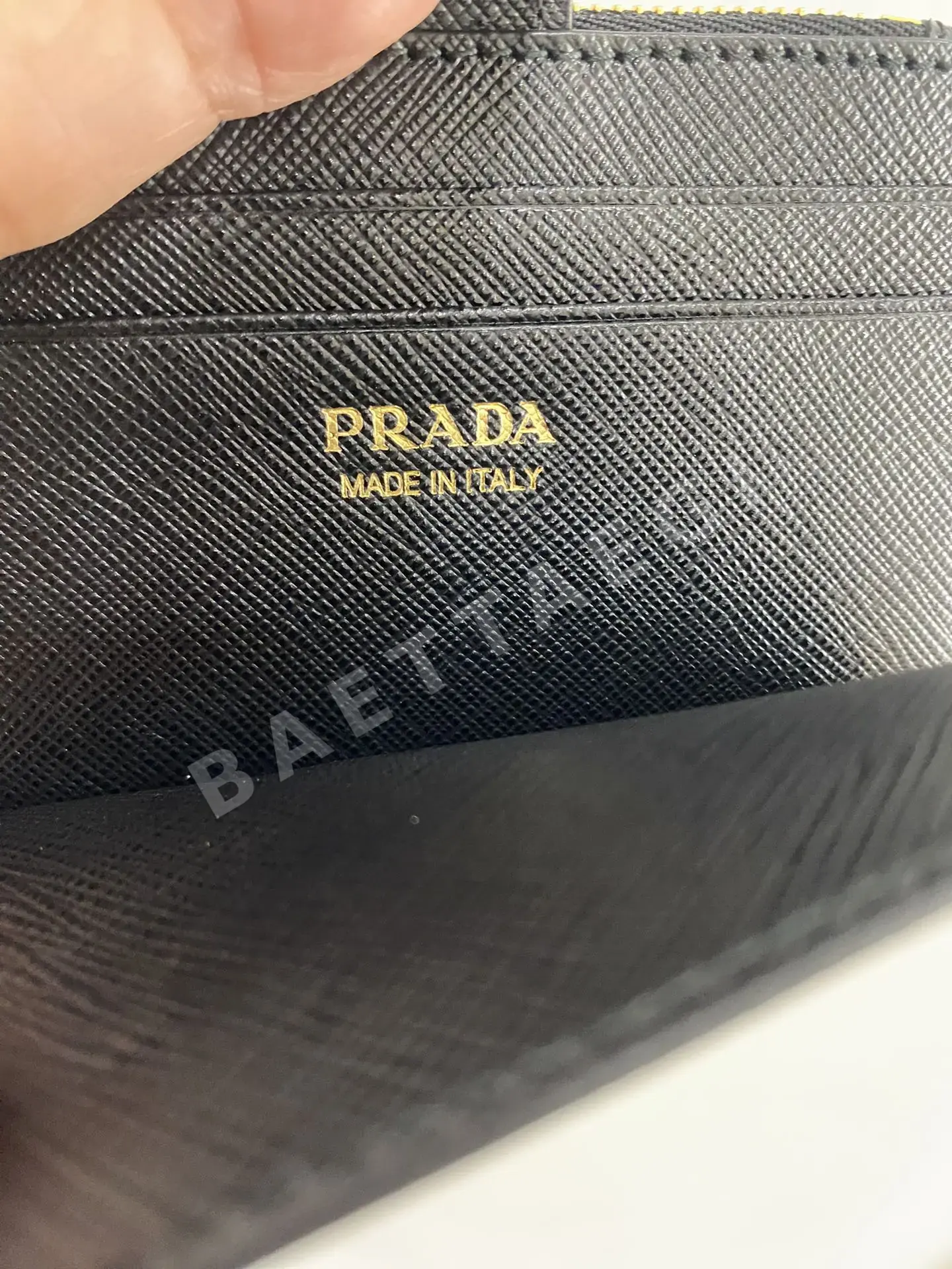 프라다 카드홀더 지갑 상세 이미지 5