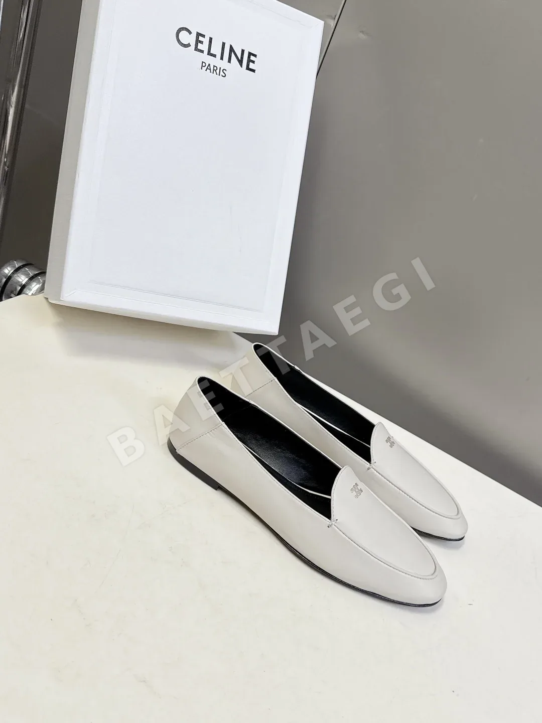 셀린느 레트로 모던 로퍼 상세 이미지 2