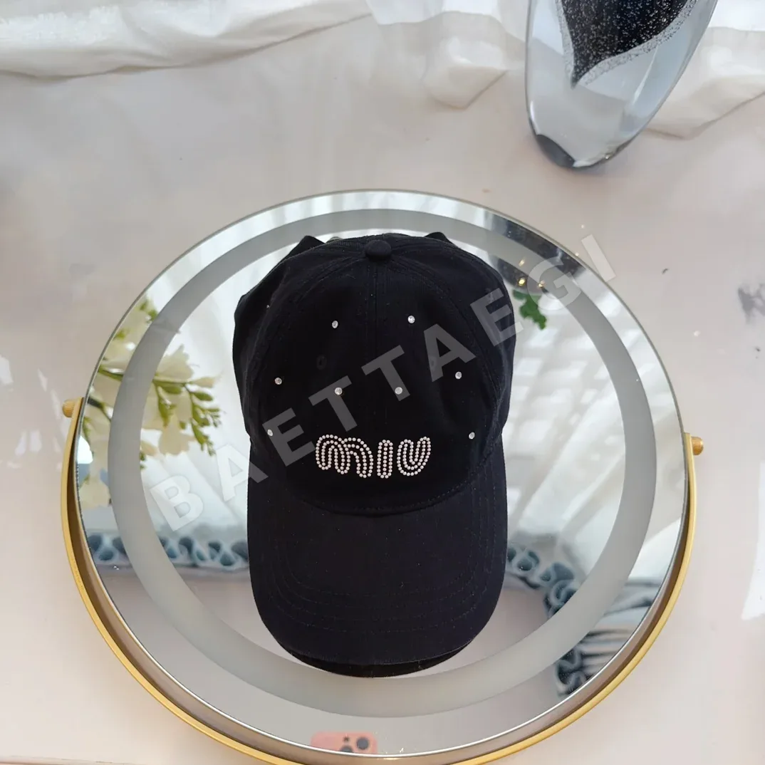 미우미우 모자 81019 Miu Miu Cap