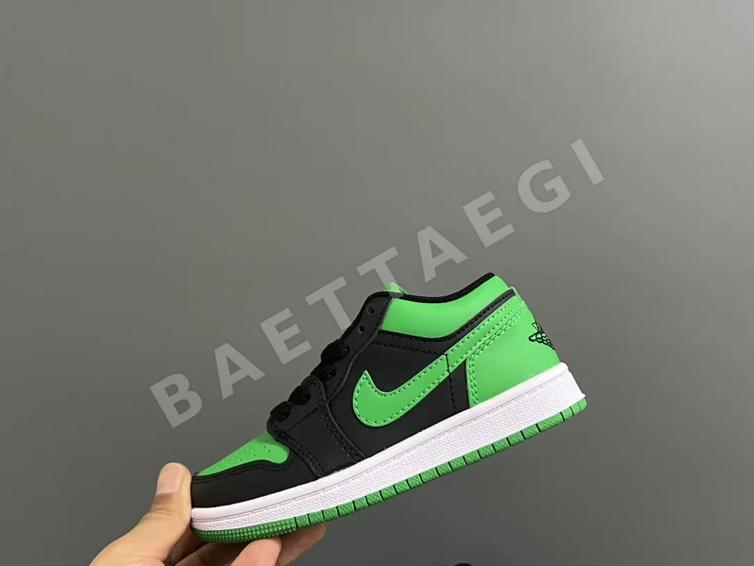 나이키 스니커즈 버클 레이스 상세 이미지 8