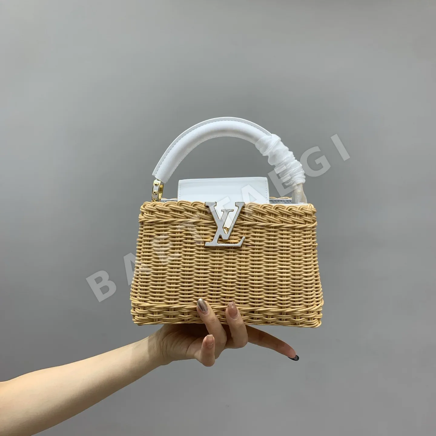 루이비통 라탄 소재 가방 M26004