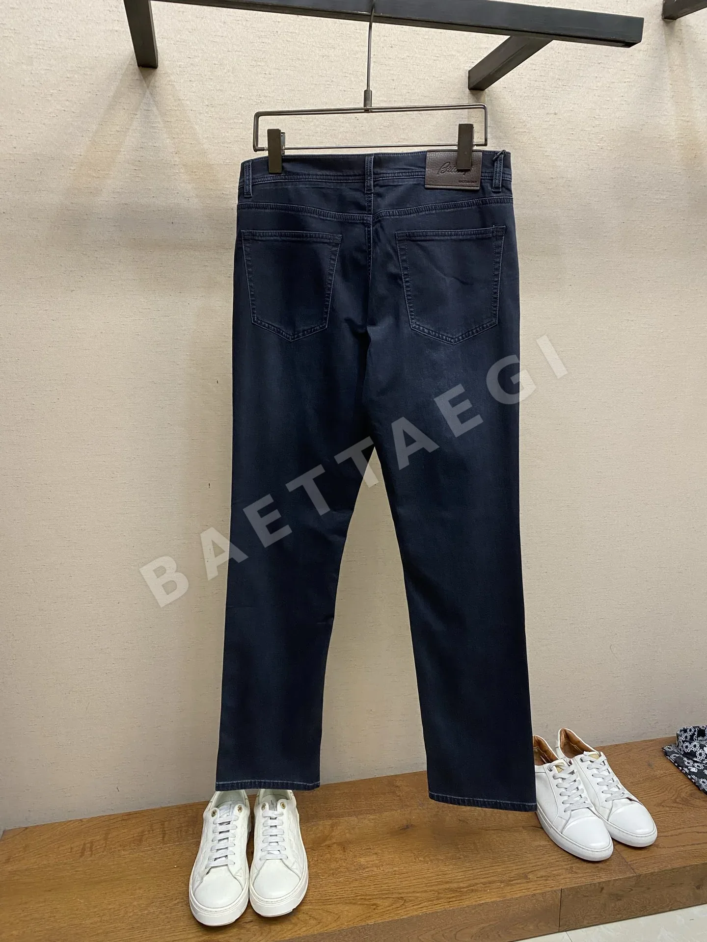 브리오니 남성 바지 상세 이미지 2