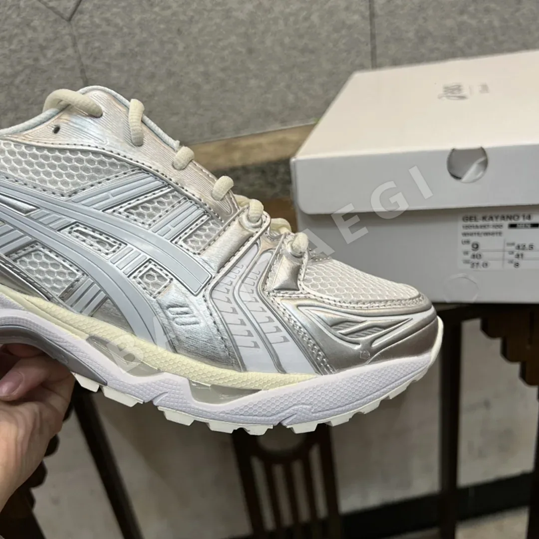 아식스 [ZC] 젤 카야노 14 1201A457-100 200239 Asics Gel-Kayano 14 JJJJound Silver White 상세 이미지 9