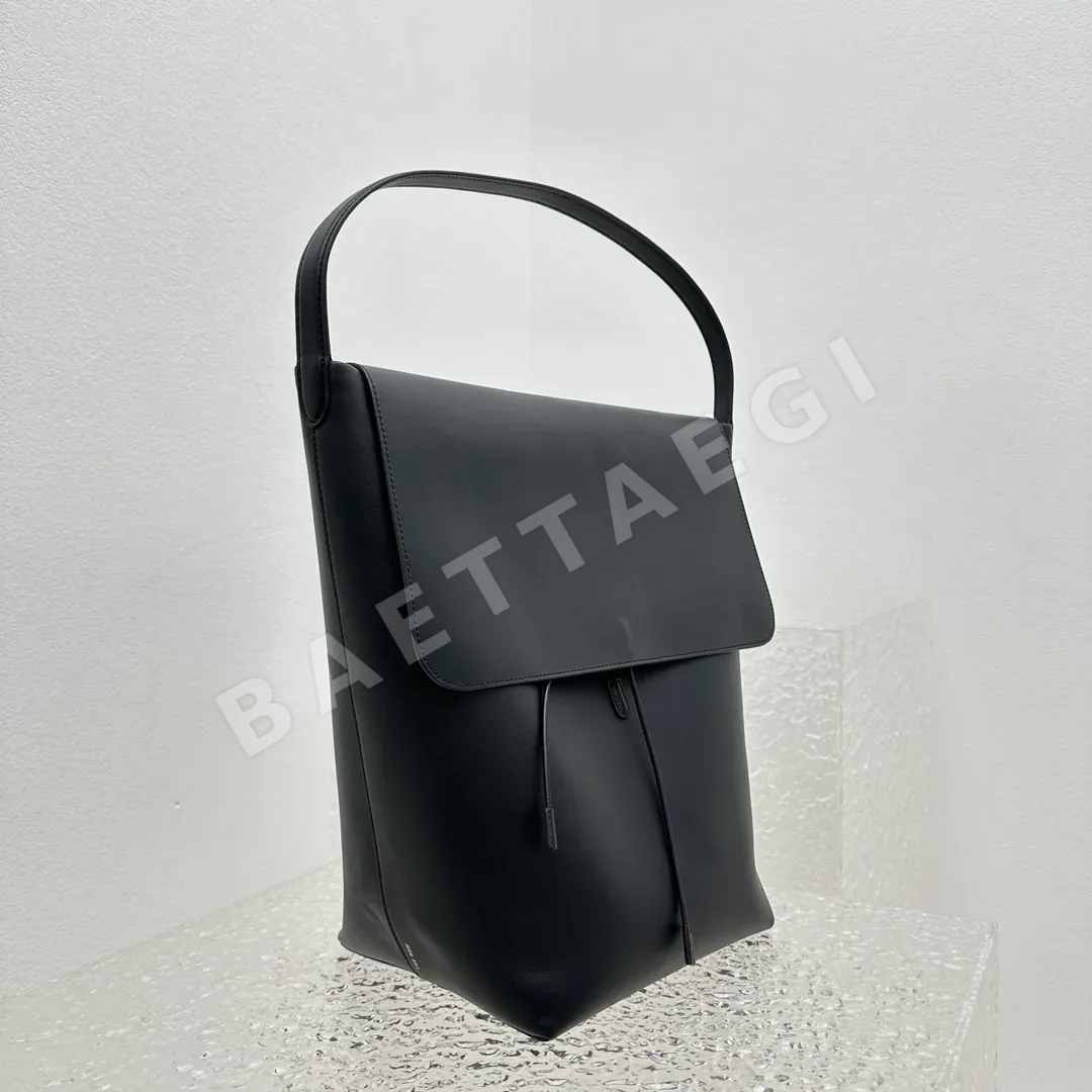 더로우 플랩 버킷 토트백 상세 이미지 2