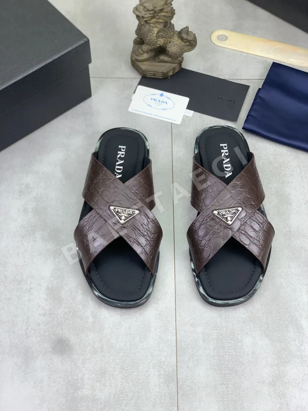 프라다 콤비네이션 솔 캐주얼 슬리퍼 상세 이미지 2