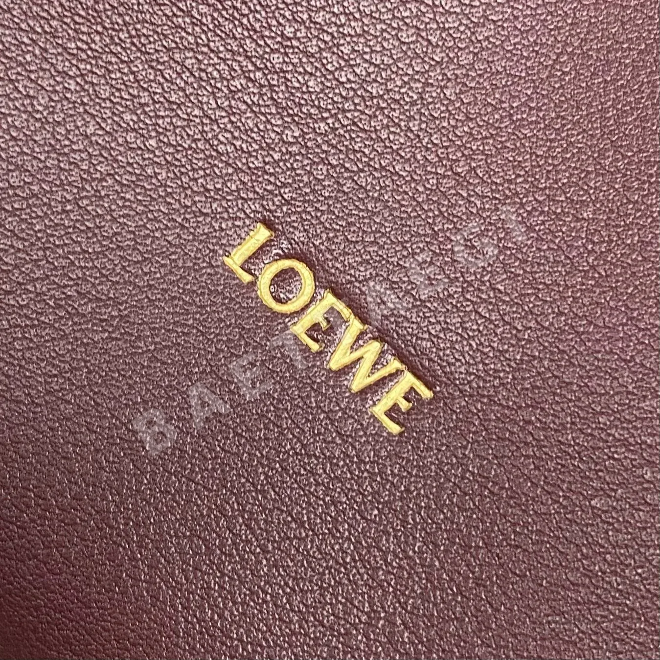 로에베 플라멩코 나파 가죽 드로스트링 가방 상세 이미지 9