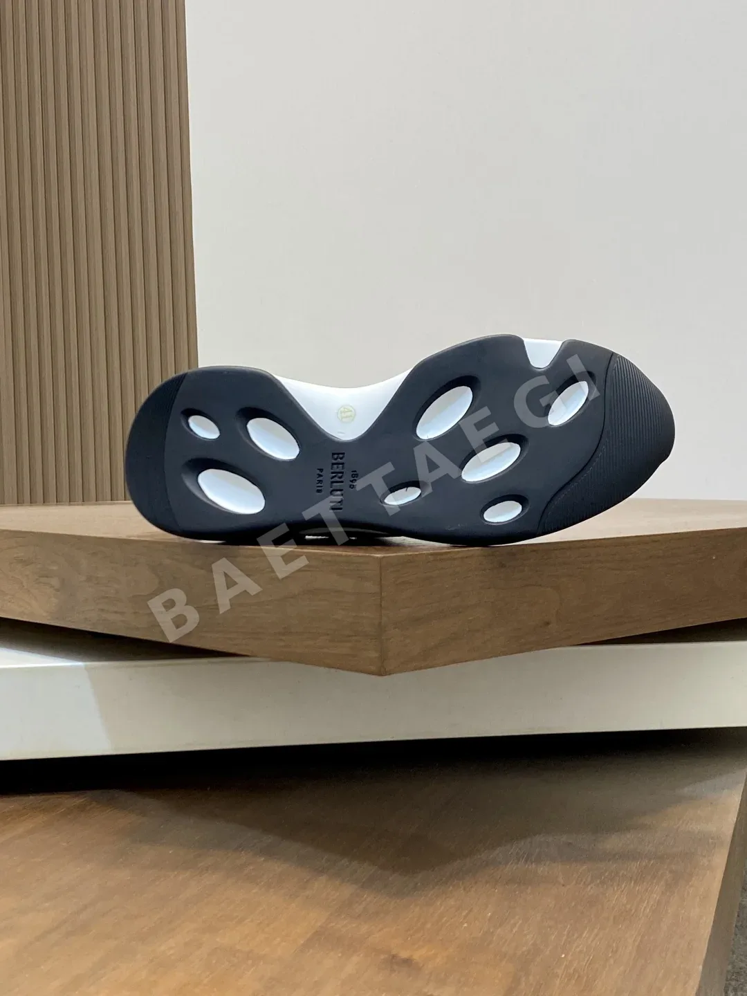벨루티 섀도우 남성용 스니커즈 상세 이미지 9