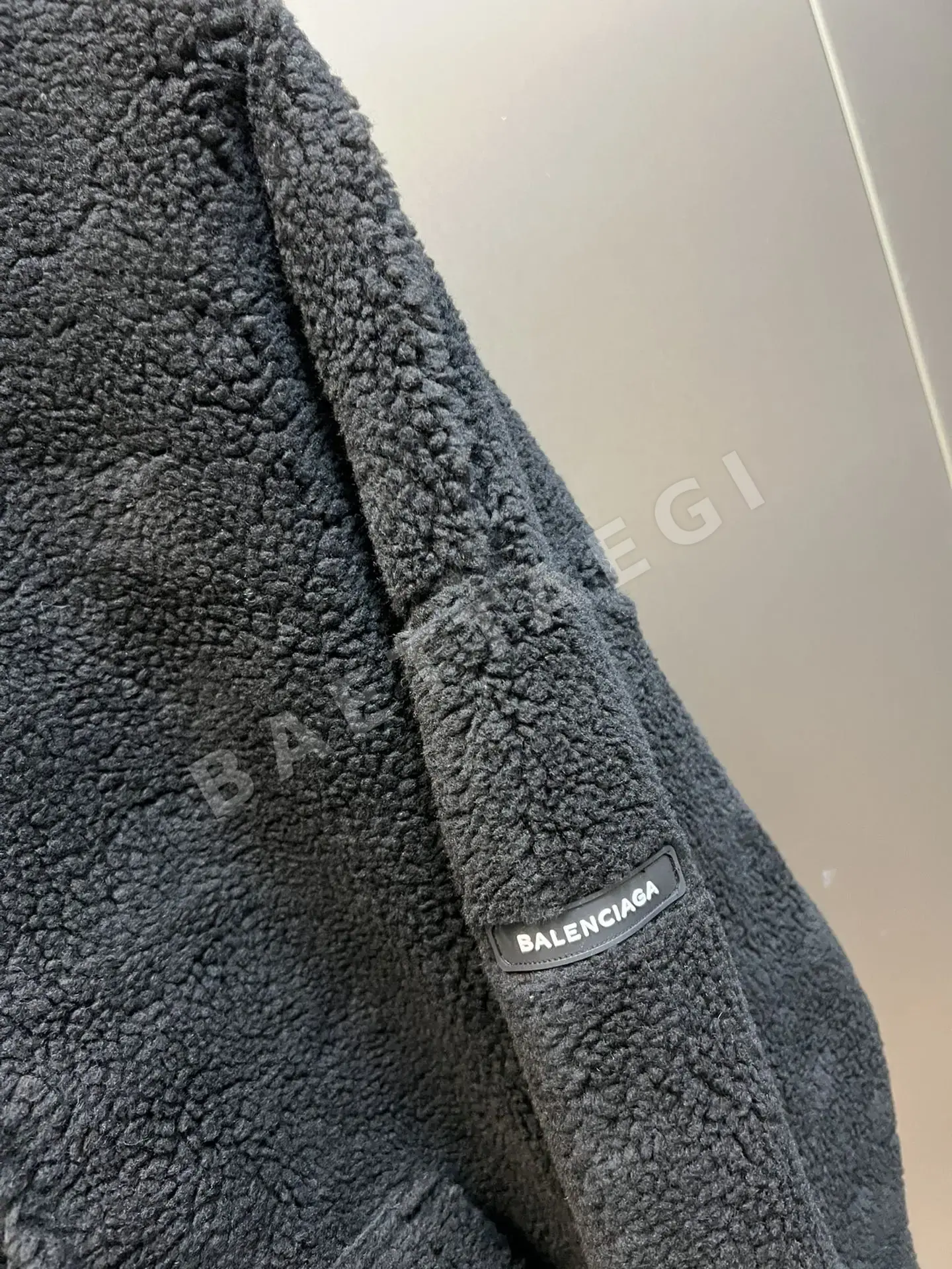 발렌시아가 후디 테디 지퍼업 자켓 상세 이미지 3