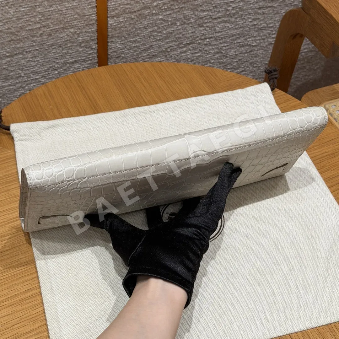 에르메스 켈리컷 크로코다일 지갑 상세 이미지 5