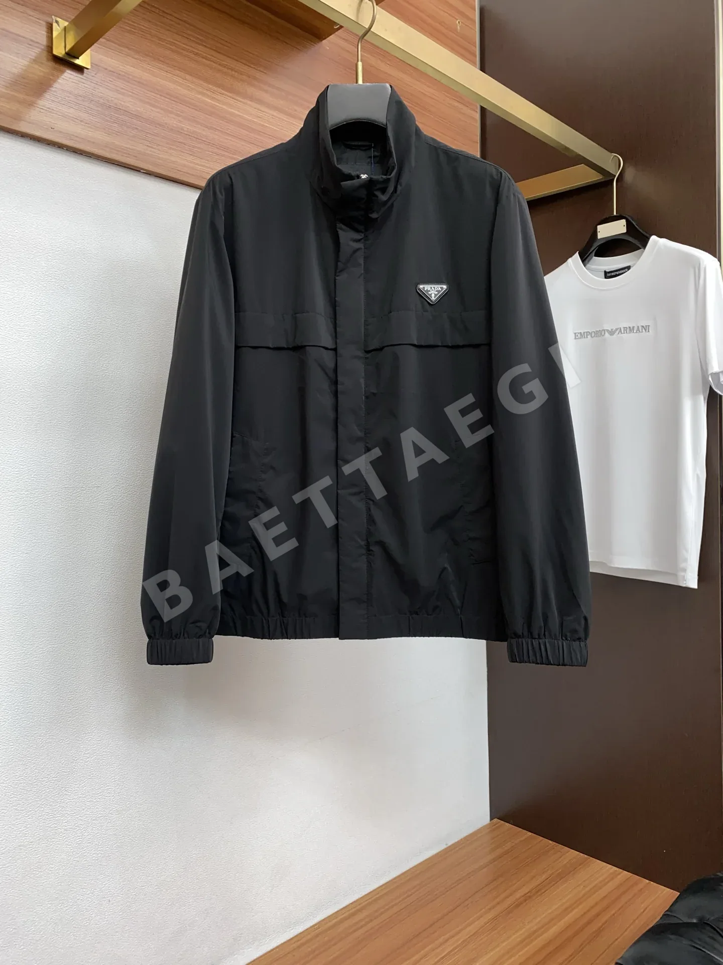 프라다 슬림핏 남성 캐주얼 재킷 P365