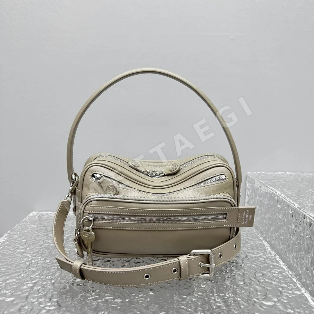 아크네스튜디오 카메로 스몰 143200 가방 Bag 상세 이미지 2