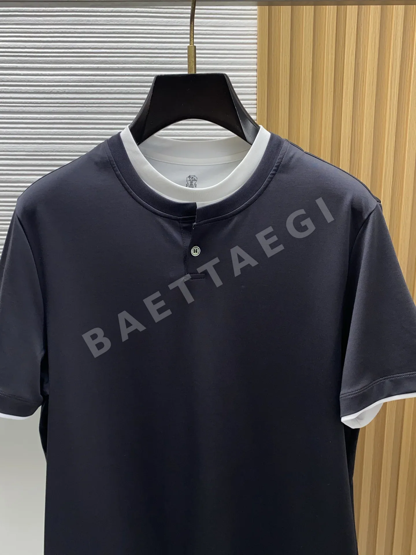브루넬로쿠치넬리 100수 머서리화 면 라운드넥 남성 반팔 티셔츠 상세 이미지 2