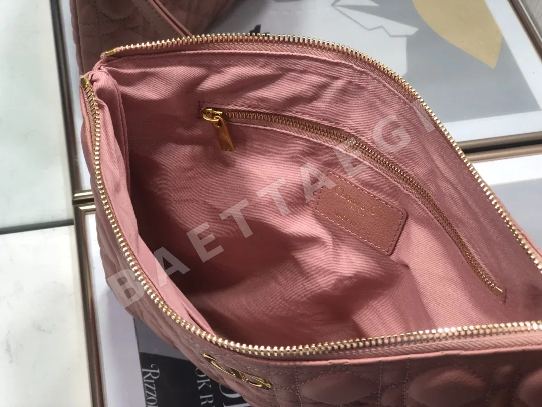 디올 카로 데일리 클러치 가방 상세 이미지 9