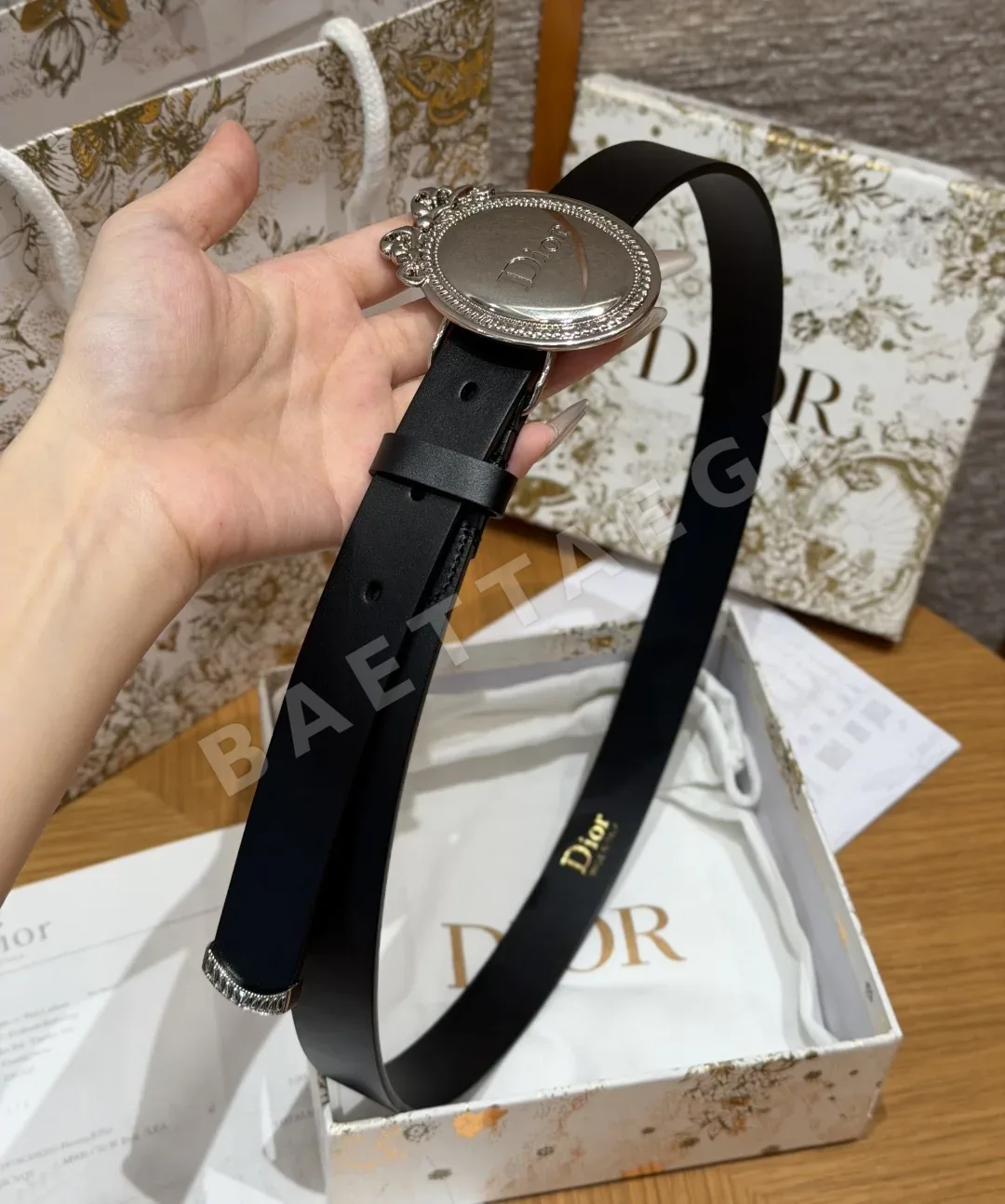 디올 메탈 버클 스무스 카프벨트 상세 이미지 3
