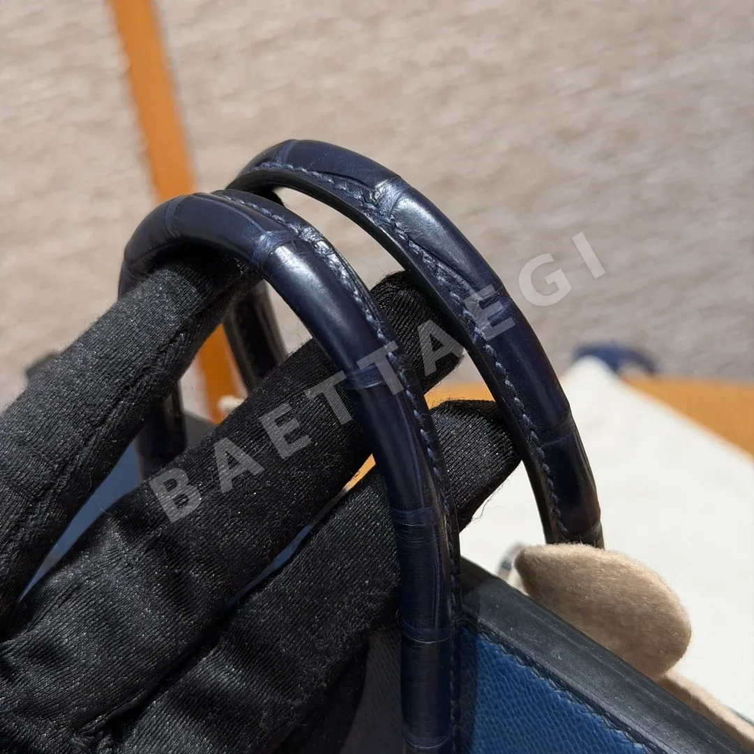 에르메스 버킨 20 악어 가죽 가방 상세 이미지 5