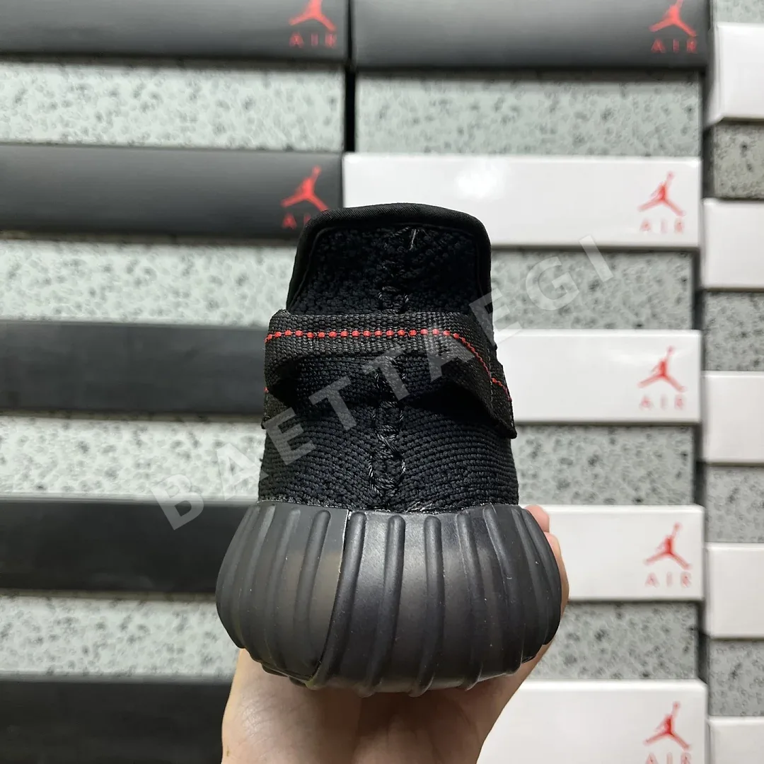 아디다스 [XQ] 이지 부스트 350 V2 CP9652 200789 Adidas Yeezy Boost 350 V2 Black Red 상세 이미지 3