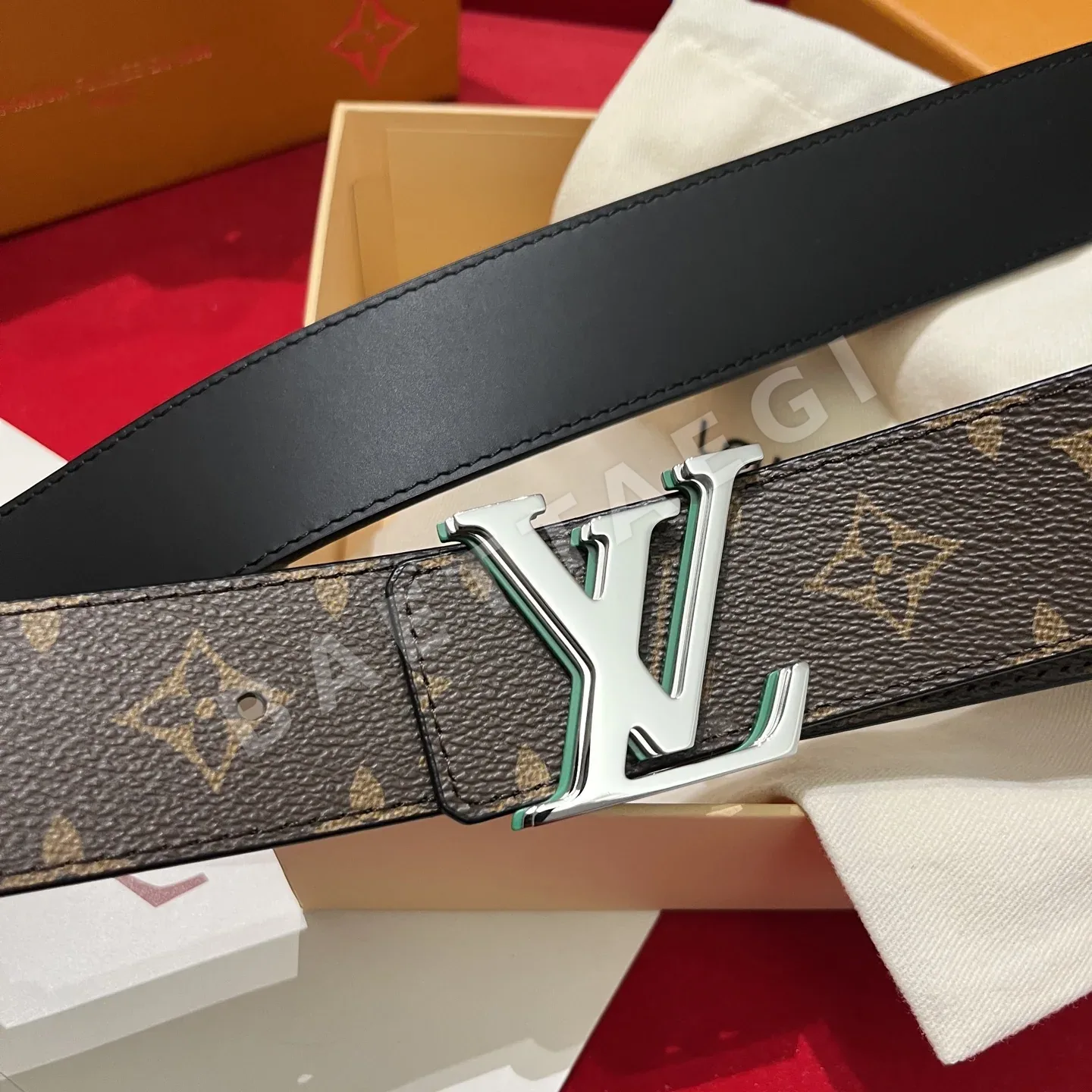 루이비통 LV 옵틱 버클 캔버스 벨트 상세 이미지 8