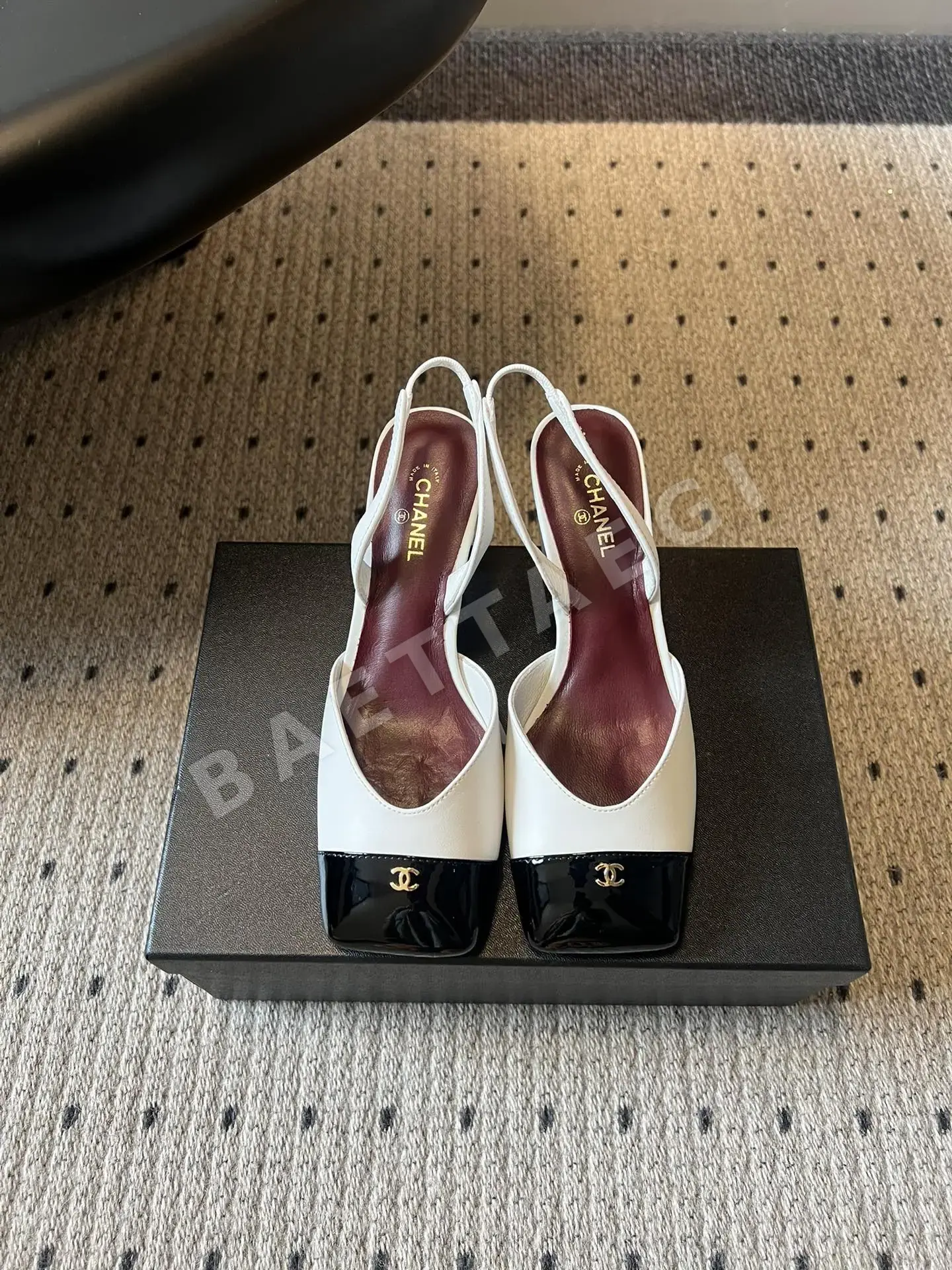 샤넬 스퀘어토 컬러 블록 샌들 95599