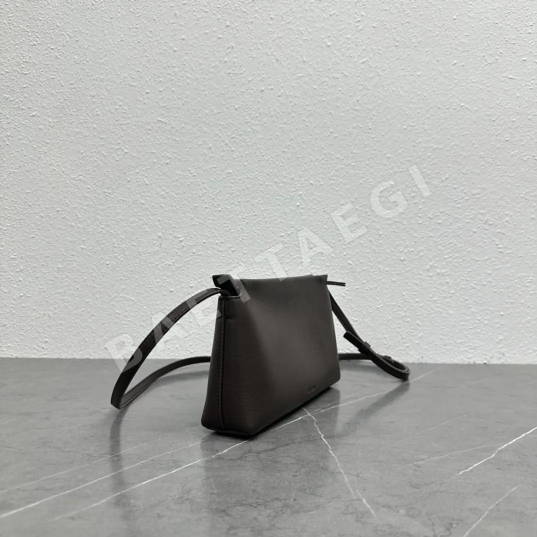 더로우 레네 크로스바디 가죽 가방 TR-110 상세 이미지 2