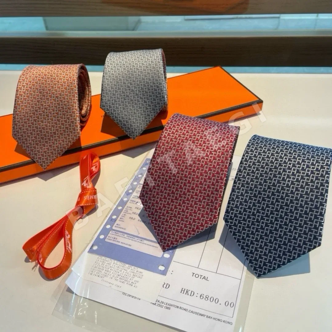 에르메스 실크 트윌 남성 넥타이 159252