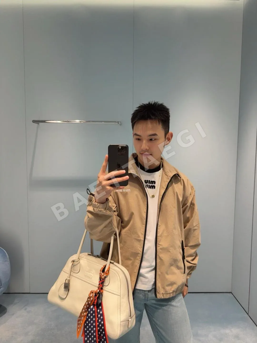 미우미우 카키 스탠드 카라 캐주얼 트랙수트 세트 상세 이미지 12