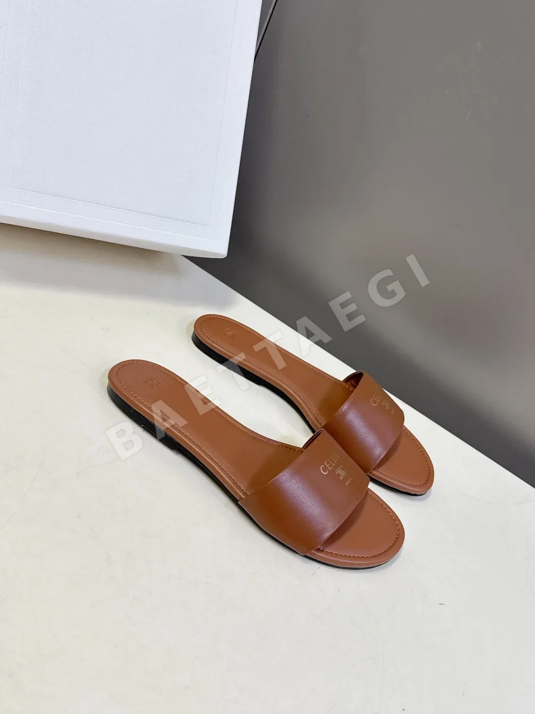 셀린느 빈티지 로마 샌들 상세 이미지 2