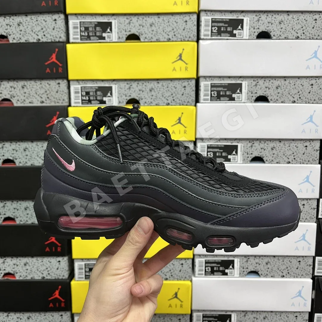 나이키 [GX] 에어 맥스 95 SP FB2709-001 201220 Nike Air Max 95 SP Corteiz Pink Beam 상세 이미지 2