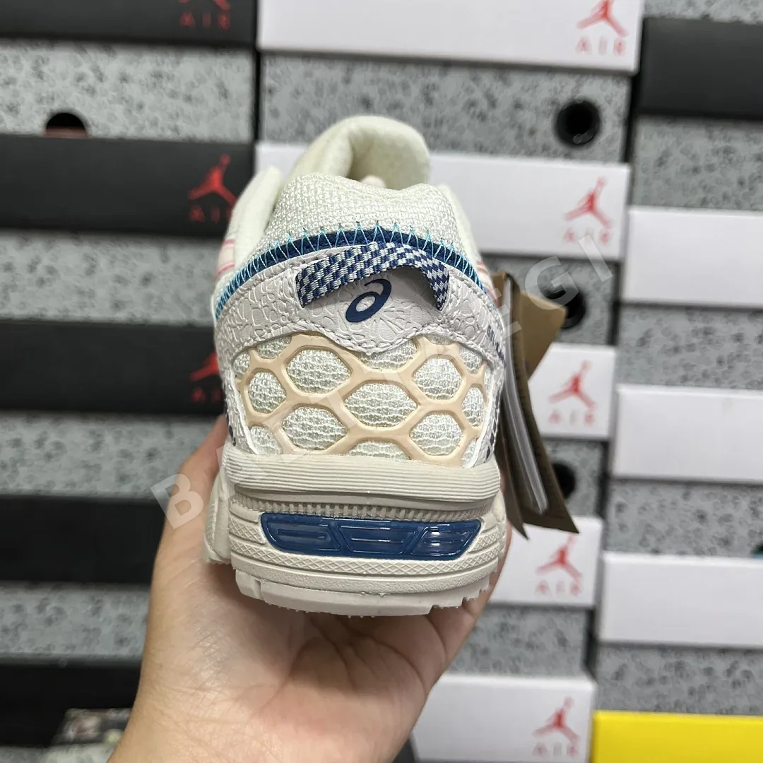 아식스 [XY] 젤 카하나 8 1012A978-202 200349 Asics Gel-Kahana 8 상세 이미지 10