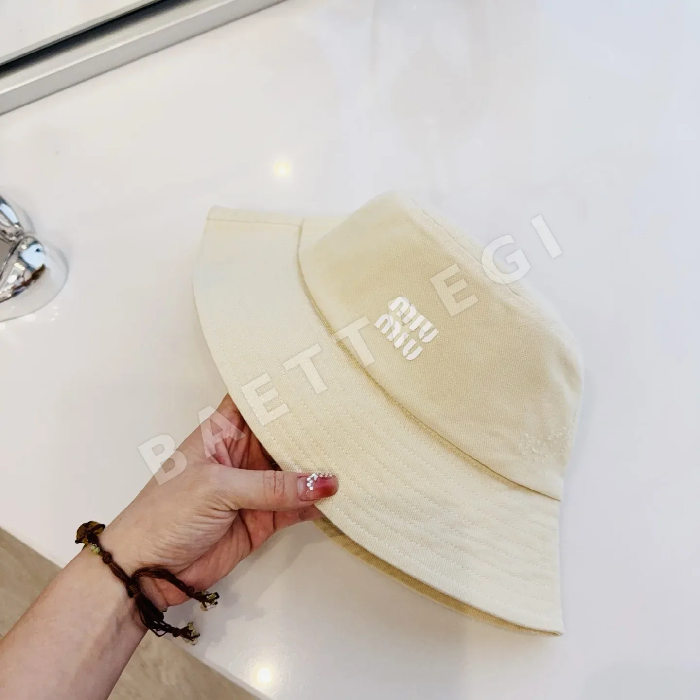 미우미우 모자 81303 Miu Miu Cap 상세 이미지 9