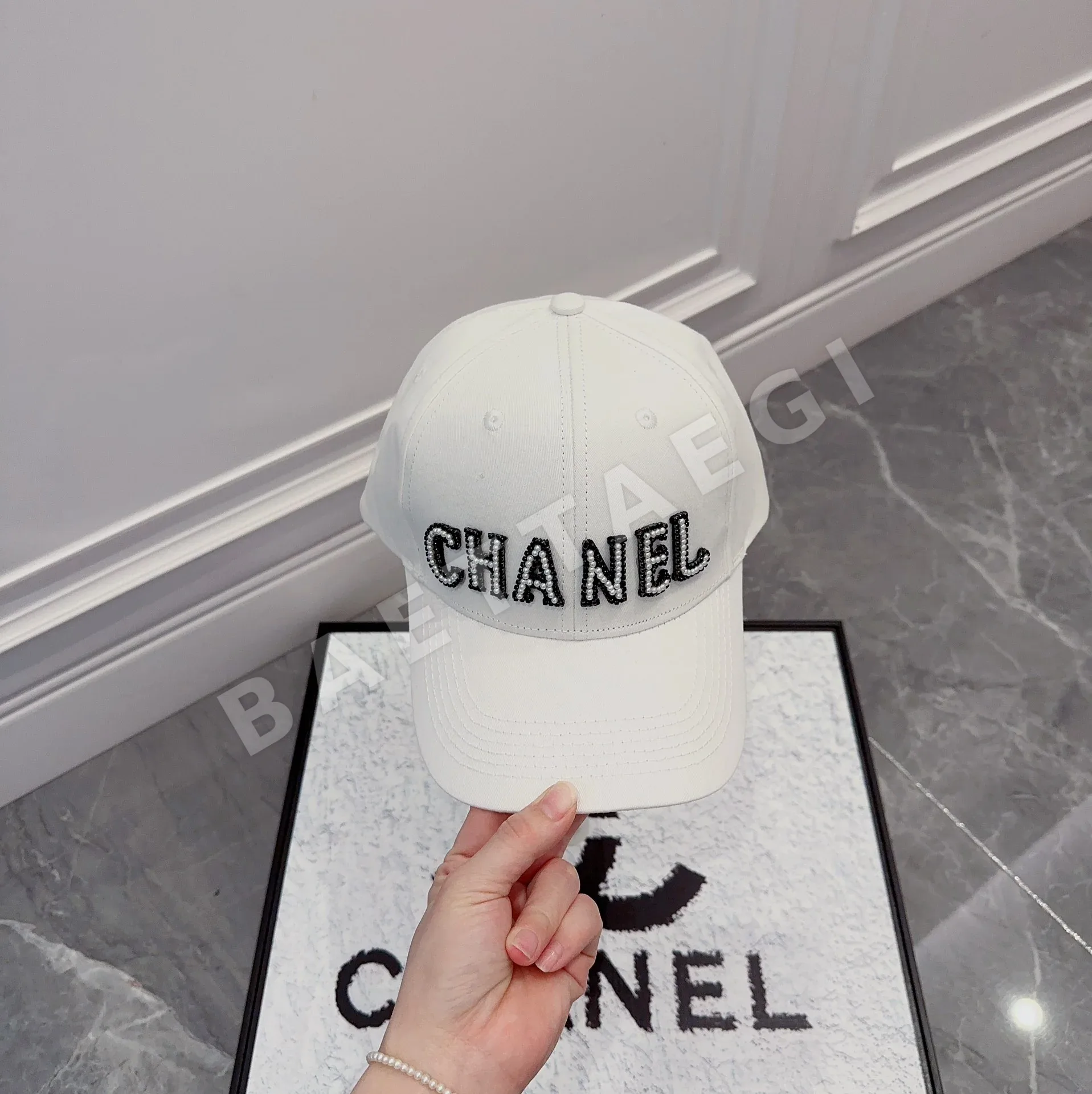 샤넬 진주 로고 베이스볼 모자 상세 이미지 3