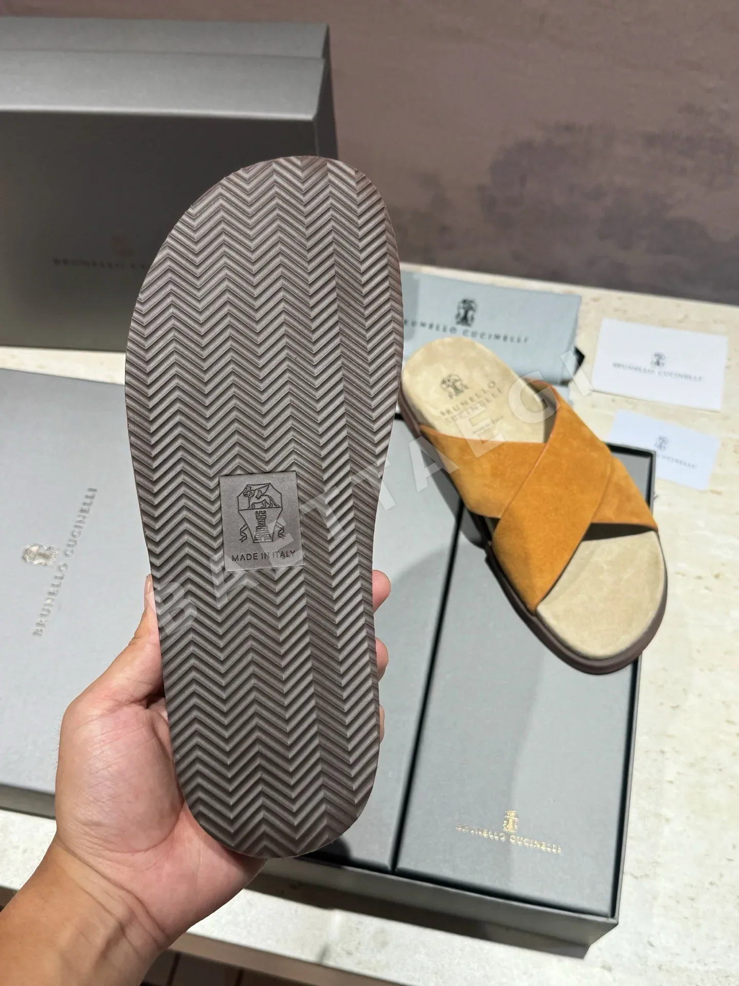 브루넬로쿠치넬리 남성 스웨이드 샌들 상세 이미지 6