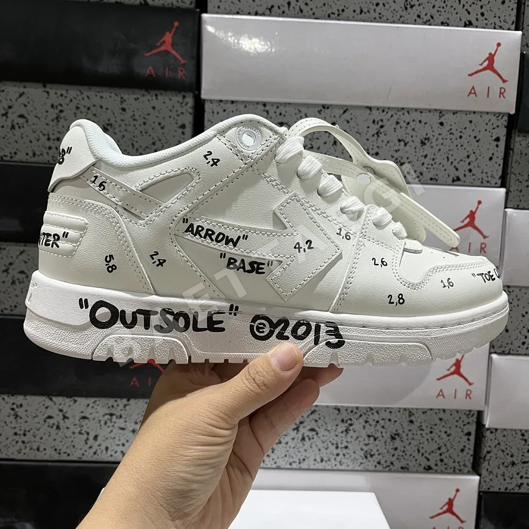 오프화이트 아웃 오브 오피스 OOO 로우 탑스 화이트 202439 Off White Out Of Office OOO Low Tops 상세 이미지 5
