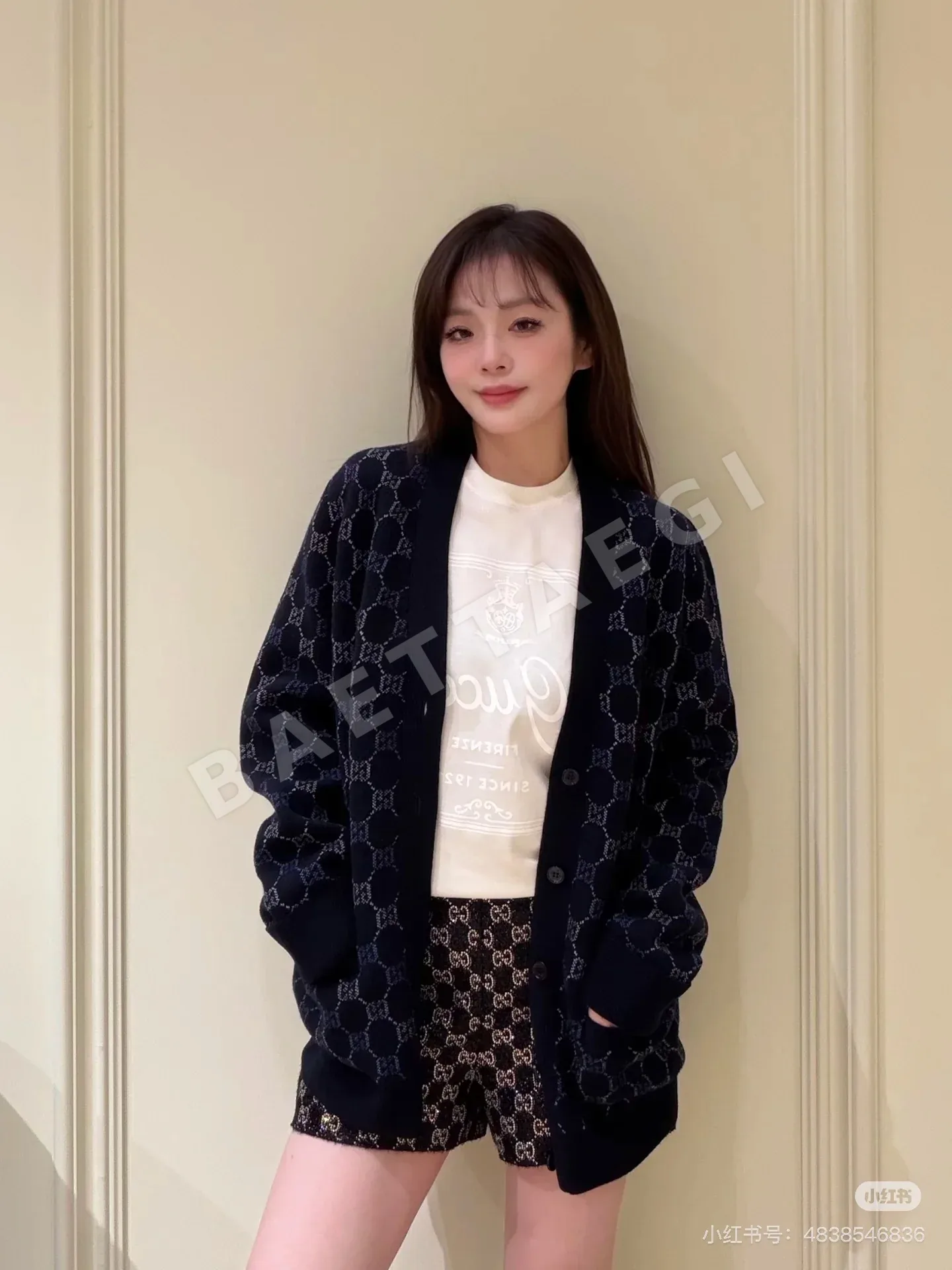 구찌 여성 프린트 반팔 티셔츠 상세 이미지 4