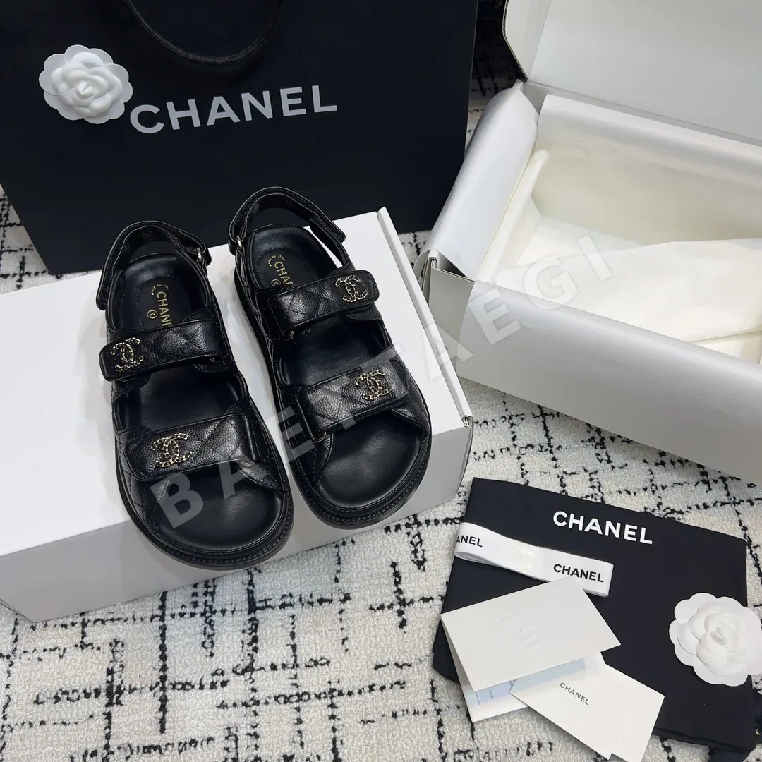 샤넬 더블 C 벨크로 비치슈즈 94760