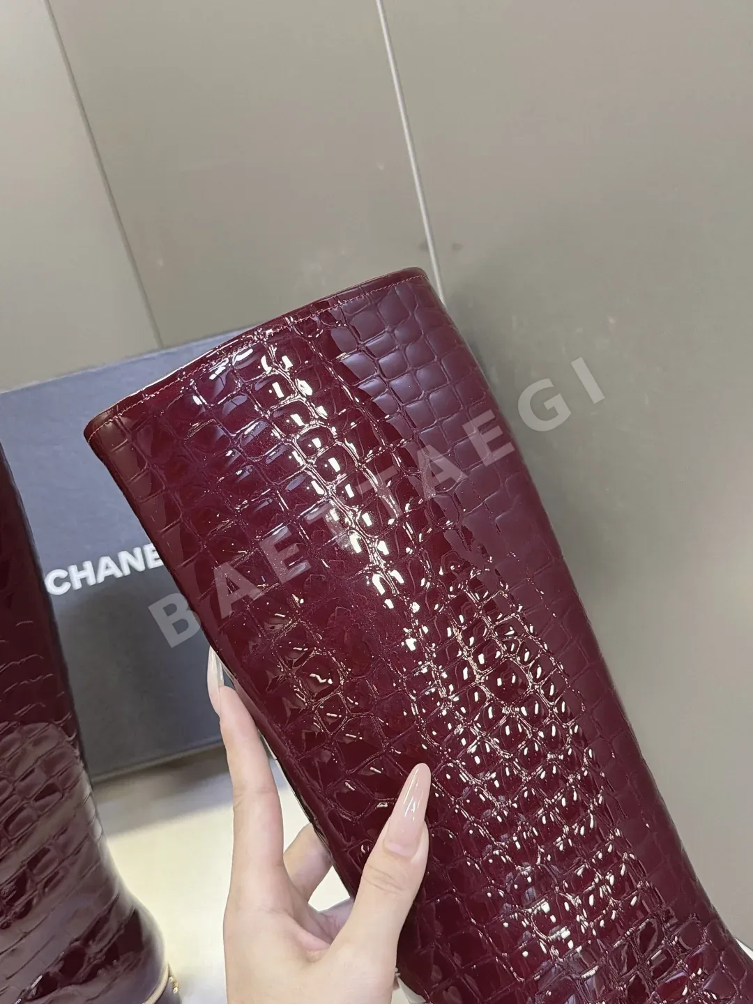 샤넬 3D 악어무늬 가죽 금속 장식 슬림 부츠 상세 이미지 8