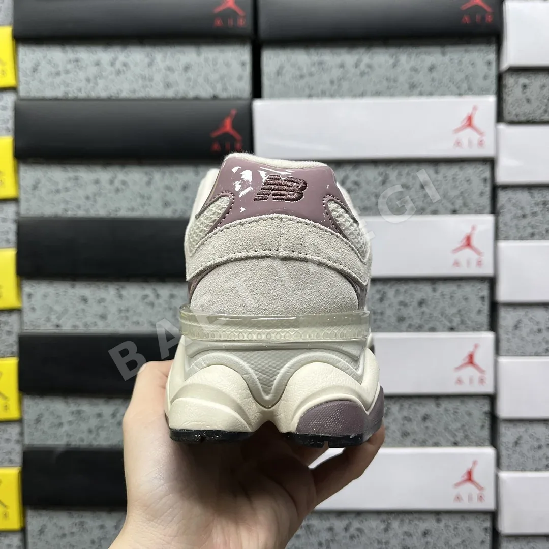 뉴발란스 [C] 9060 U906068H 202273 New Balance 9060 상세 이미지 9