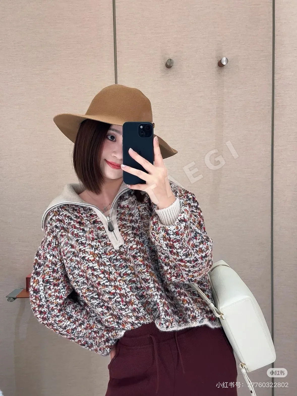 로로피아나 알파카 캐시미어 하프집업 니트 205518