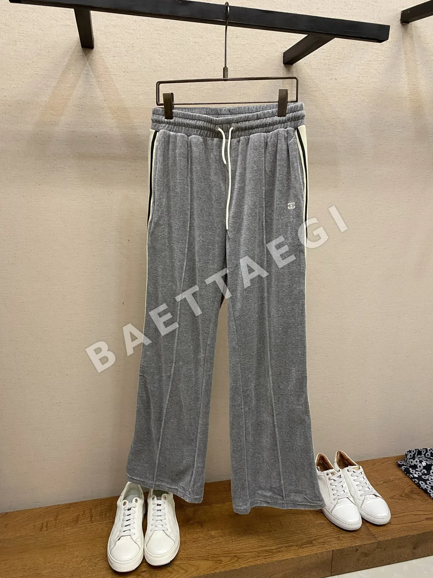 셀린느 개선문 자수 코튼 새틴 바지 상세 이미지 1