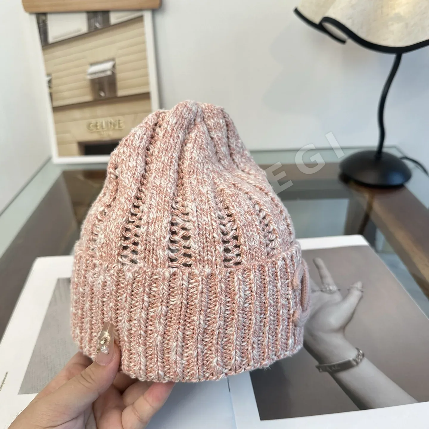 샤넬 니트 비니 모자 상세 이미지 8