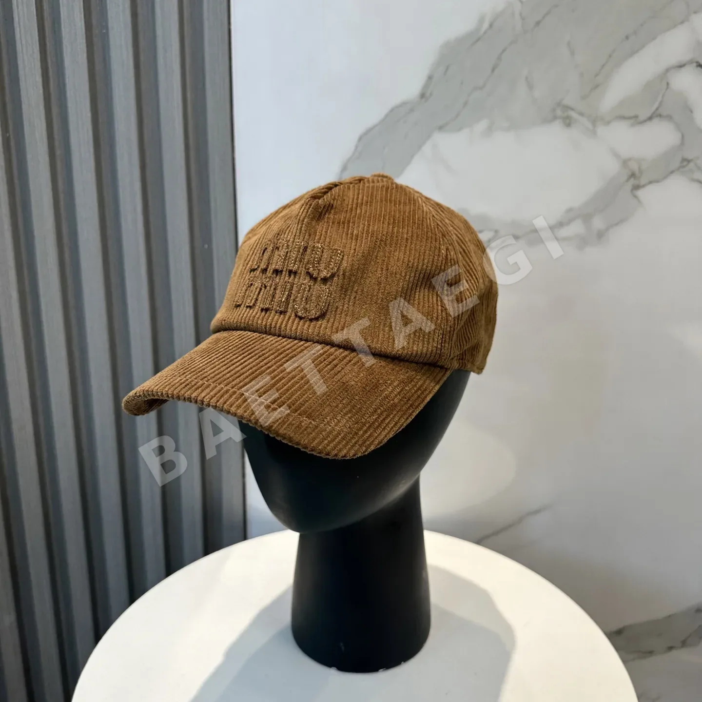 미우미우 코듀로이 야구모자 118840